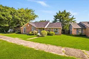 7303 Sorcey Rd, Dallas, TX 75249 - Photo 3