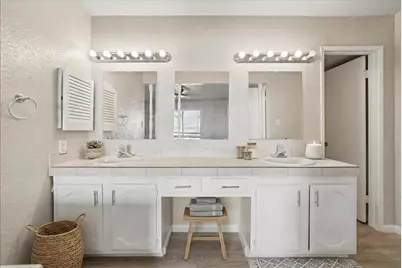 7303 Sorcey Road, Dallas, TX 75249 - Photo 21