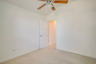 1134 Grove Ct, Burleson, TX 76028 - Photo 27