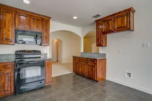 1134 Grove Ct, Burleson, TX 76028 - Photo 21