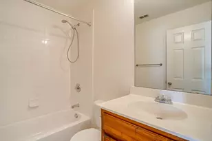 1134 Grove Ct, Burleson, TX 76028 - Photo 25