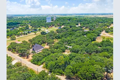 5613 Thousand Oaks Drive, Joshua, TX 76058 - Photo 5