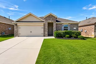 1412 Stuarts Frst Dr, Denton, TX 76207 - Photo 1