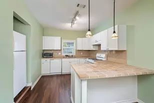 8823 San Benito Way, Dallas, TX 75218 - Photo 11