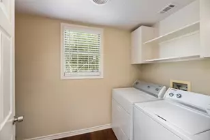 8823 San Benito Way, Dallas, TX 75218 - Photo 13