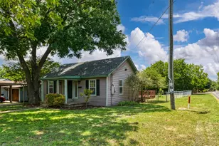 8823 San Benito Way, Dallas, TX 75218 - Photo 3