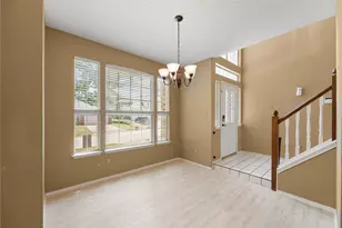 7845 Ember Oaks Dr, North Richland Hills, TX 76182 - Photo 7