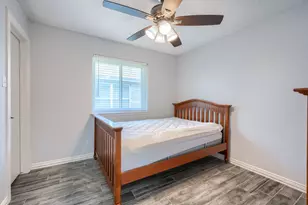 1211 Princeton Pl, Euless, TX 76040 - Photo 17