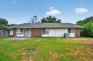 2026 Wedgewood Ln, Carrollton, TX 75006 - Photo 25