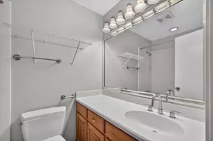 2026 Wedgewood Ln, Carrollton, TX 75006 - Photo 23