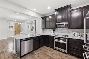 4671B Dozier Rd, Carrollton, TX 75010 - Photo 9