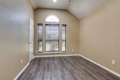 7704 Chandler Court, North Richland Hills, TX 76182 - Photo 21