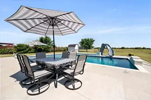 203 Mulkey Rd, Waxahachie, TX 75167 - Photo 23