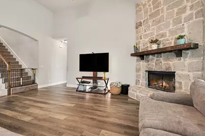 117 Providence Drive, Van Alstyne, TX 75495 - Photo 9