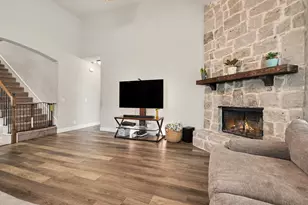 117 Providence Dr, Van Alstyne, TX 75495 - Photo 9