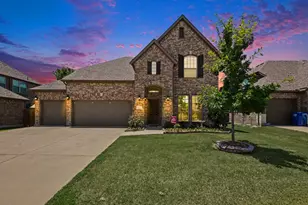 117 Providence Dr, Van Alstyne, TX 75495 - Photo 1