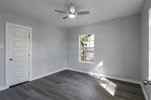 1507 N Preston St, Ennis, TX 75119 - Photo 9