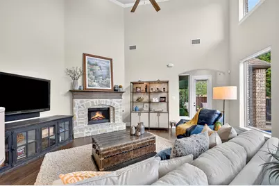 904 Royal Minister Boulevard, Lewisville, TX 75056 - Photo 7