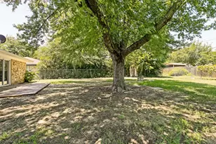 103 Southmanor Ct, Sanger, TX 76266 - Photo 23