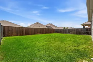1916 Outpost Creek Ln, Aubrey, TX 76227 - Photo 39