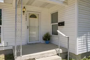 1662 Birch St, Grand Prairie, TX 75050 - Photo 5