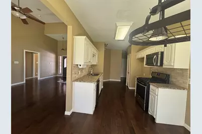 1403 Hickory Drive, Pilot Point, TX 76258 - Photo 11