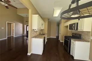1403 Hickory Dr, Pilot Point, TX 76258 - Photo 11
