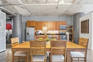 1122 Jackson St, Dallas, TX 75202 - Photo 3