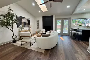 3141 Darvany Dr, Dallas, TX 75220 - Photo 17