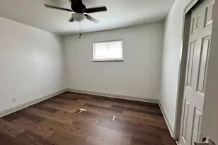 3141 Darvany Dr, Dallas, TX 75220 - Photo 29