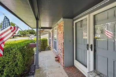 3610 Chime Street, Irving, TX 75062 - Photo 3