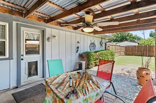 3610 Chime St, Irving, TX 75062 - Photo 25
