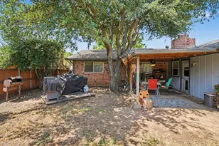 3610 Chime St, Irving, TX 75062 - Photo 27