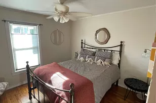 420 E Franklin St, Grapevine, TX 76051 - Photo 11