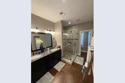420 E Franklin Street, Grapevine, TX 76051 - Photo 15