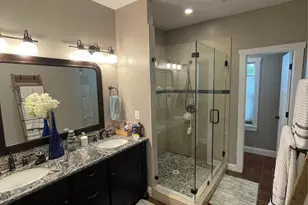 420 E Franklin St, Grapevine, TX 76051 - Photo 15
