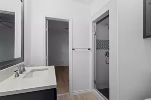 1107 S Waverly Dr, Dallas, TX 75208 - Photo 17
