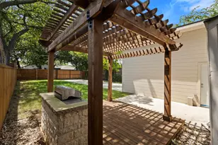 1107 S Waverly Dr, Dallas, TX 75208 - Photo 25