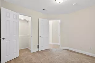 4817 Barnhill Ln, Fort Worth, TX 76135 - Photo 33