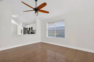 4817 Barnhill Ln, Fort Worth, TX 76135 - Photo 13