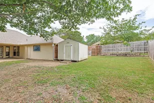 131 Honey Tree Ln, DeSoto, TX 75115 - Photo 23