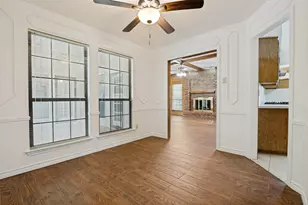131 Honey Tree Ln, DeSoto, TX 75115 - Photo 5