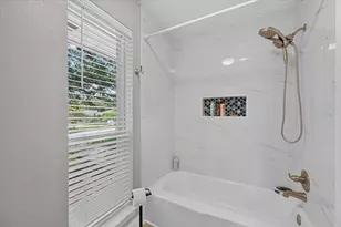 47 Bounty Rd E, Benbrook, TX 76132 - Photo 23