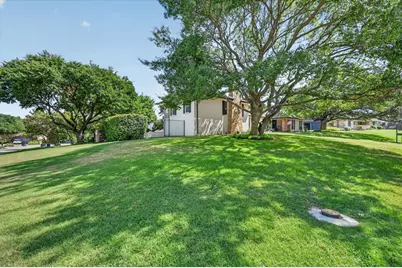 47 Bounty Road E, Benbrook, TX 76132 - Photo 35