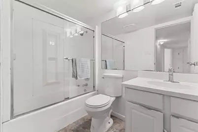 7233 Bayberry Lane, Dallas, TX 75249 - Photo 17