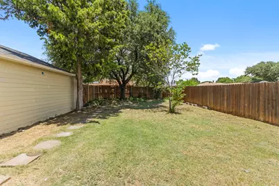 7233 Bayberry Lane, Dallas, TX 75249 - Photo 21