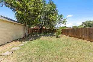 7233 Bayberry Ln, Dallas, TX 75249 - Photo 21