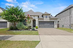 4525 Sir Craig Dr, Carrollton, TX 75010 - Photo 1