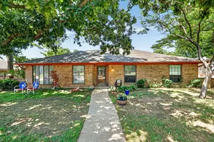 1525 San Antone Ln, Lewisville, TX 75077 - Photo 1