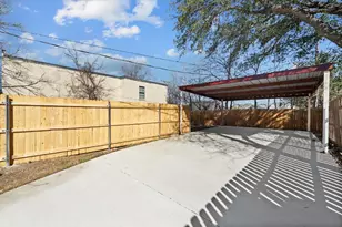 3772 W 6th St, Fort Worth, TX 76107 - Photo 13